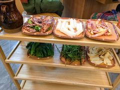 -阿婆情腊排骨火锅(金虹路店)