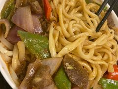 孜然羊肉盖浇面-清真·西北人家风味馆(中山中路店)