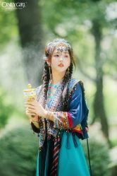 -onlygirl摄影美学馆高端定制(江滩店)