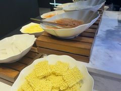 -金滏山·烤肉海鲜火锅自助(襄阳万达店)