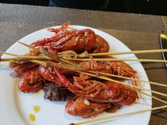 -大中华希尔顿酒店-念自助餐·嗨啤·小龙虾