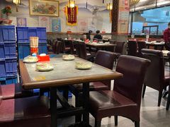 大堂-华盛园卷子王农家菜水库鱼