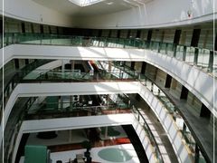 -上海滴水湖皇冠假日酒店