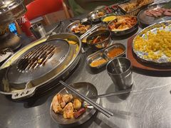 -哈哈碳都·牛肋条无限自助烤肉(台江万达店)