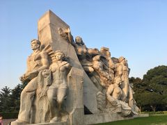 -上海市龙华烈士陵园