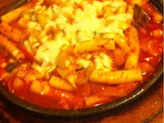 奶酪海鲜炒米条-包装马车·韩国料理·포장마차