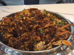 -凤凰路何眼镜香辣蟹(花果园店)