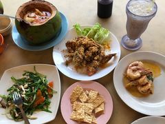 -大树下海鲜饭店