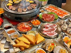 -围炉肉舍丹东海鲜烤肉·烤活鳗(步行街店)