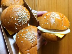 意大利风味鸡肉芝士汉堡-中粮丰通（北京)食品有限公司