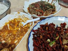 -洪霞餐馆