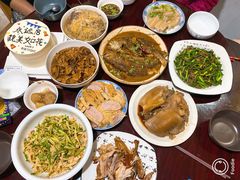 -万里闯关东铁锅炖菜馆(高新旗舰店)