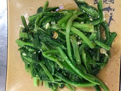 -萨宁音登锡伯风味餐厅(一楼店)
