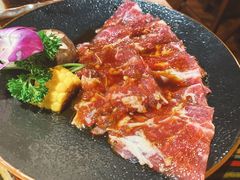 -不倒翁炭火烧肉(永安里店)