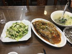 -临街徽菜馆·正宗黄山味