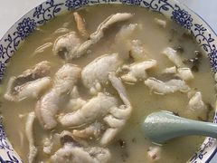-明呈黄鱼面馆(斜土路店)
