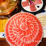 一盘太阳肉，够我吃一天，老北京火锅都这么卷了吗！