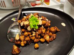 酱爆榛子鸡丁-106餐厅北京菜.烤鸭(百子湾店)