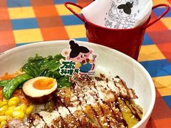 辣鸡咖喱饭-万能料理屋(钟鼓岭路店)