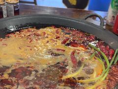 -黄潇洒老火锅(九眼桥宏济巷店)
