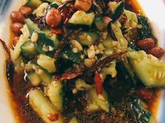 刀拍黄瓜-早酒肖汉老味拌面