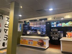 -麦当劳(新华路步步高店)
