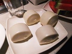 奶香馒头-海底捞火锅鲜切牛肉主题店(长寿路店)