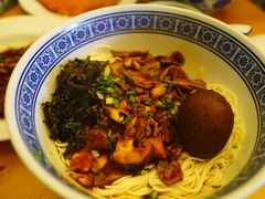 -沪西老弄堂面馆(定西路店)