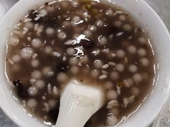 -芳婆糕团店(王府大街店)