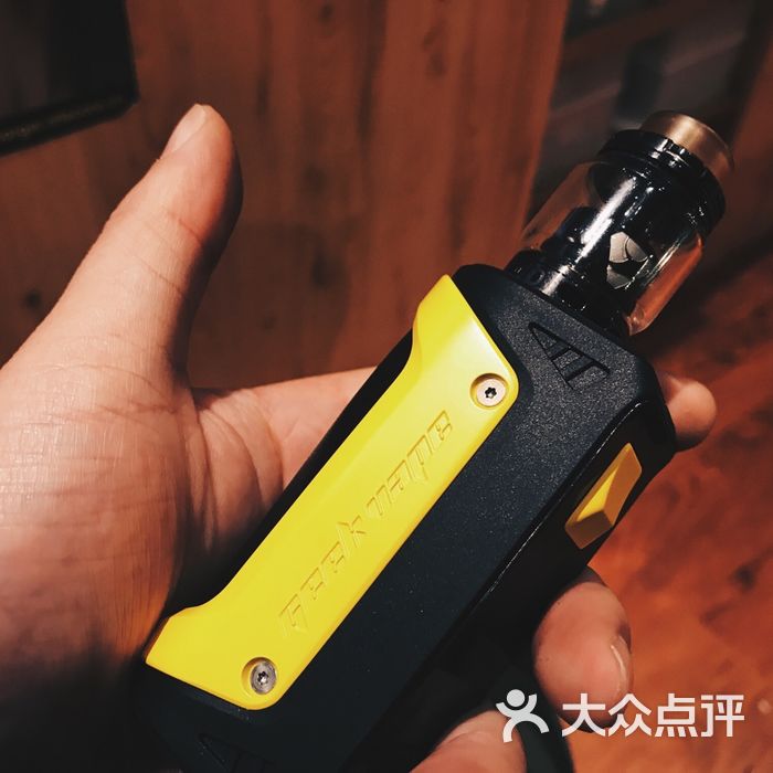 yangvape蒸汽烟图片