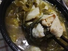 -周鱼小馆石锅酸菜鱼(活力汇店)