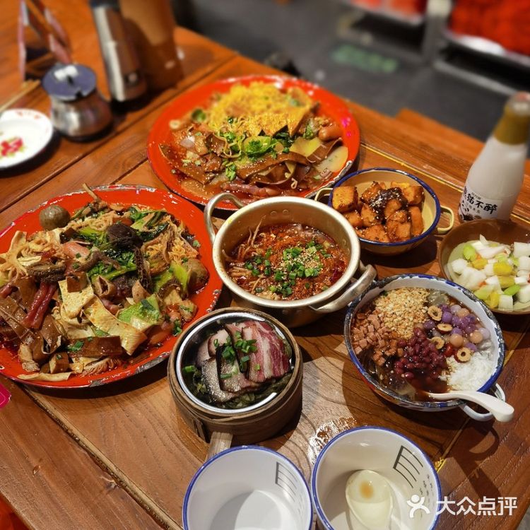 当之无愧的麻辣烫No.1，食材太丰富🎉[礼花]
