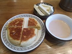 黄油烤酸奶饼-格日勒阿妈蒙古厨房(新华广场店)