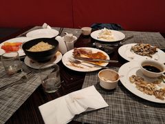 -浦东绿地铂骊酒店-POYA西餐厅(绿地东海岸国际广场店)