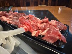 -果松木炭酸菜铜火锅·外婆参鸡汤