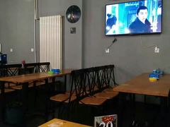 大堂-回·龙虾铺·盆盆蟹·烧烤大排档(回龙观店)
