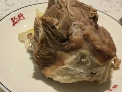 -三人行骨头王火锅(长寿店)