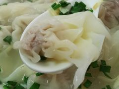 -胖子馄饨坊
