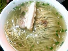 枫镇大肉面-裕兴记·三虾面(西北街总店)