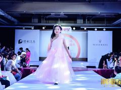 -潮童星少儿模特时尚中心(黄浦博荟广场店)