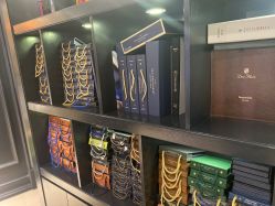 -BRANS PORO布朗斯伯勒西装高级定制·瑞璞西装(金陵店)