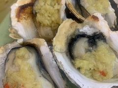 炭烧蒜蓉生蚝-贞姨美食·老字号海鲜大排档