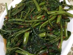 空心菜-新峰肉骨茶