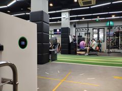 -Freedom Fitness私教健身俱乐部(徐虹北路店)