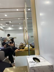 -镁连社·美联社