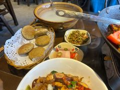 -富正毅三下锅·湘西韵味(天门山索道店)