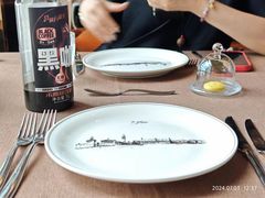 -Da Ivo哒伊沃意大利魔镜餐厅(外滩店)