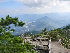 -罗田薄刀峰风景区