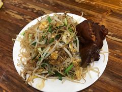 猪蹄炒粉干-凡老头米线砂锅(古荡新村西粮站)