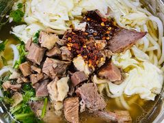 -花溪王记牛肉粉(四季花溪商场店)